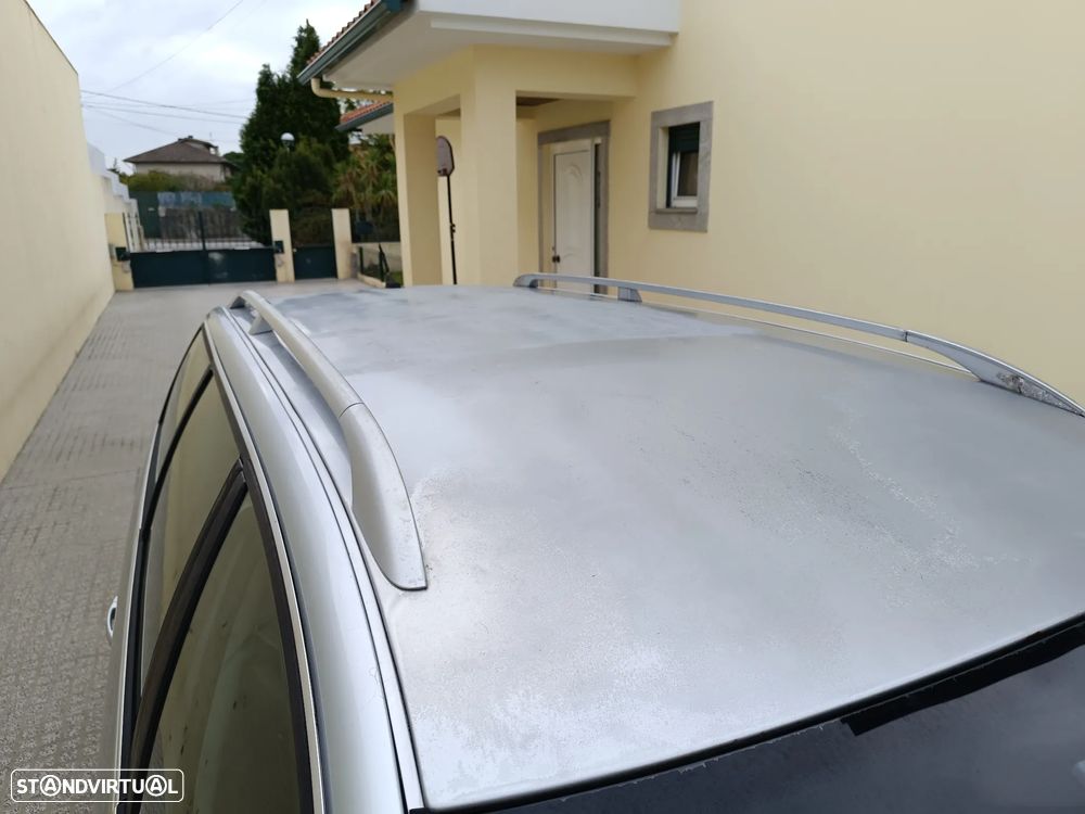 VW Passat 1.9 TDi Highline - 4