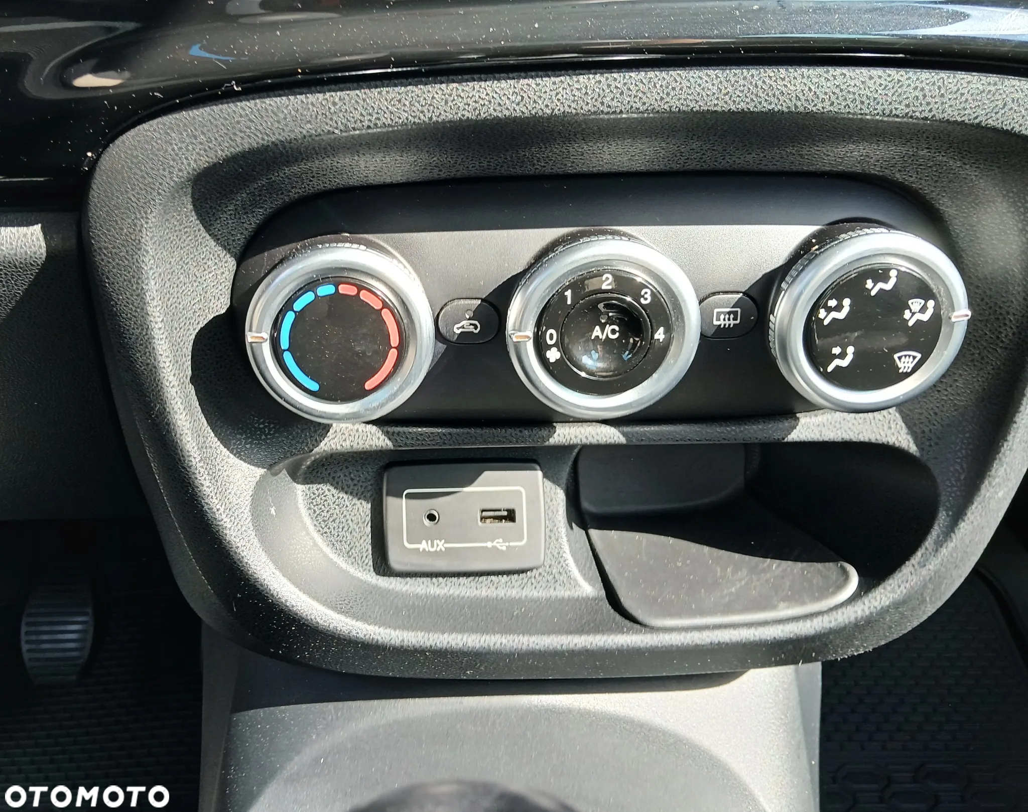 Fiat 500L 1.4 16V T-Jet Trekking - 13