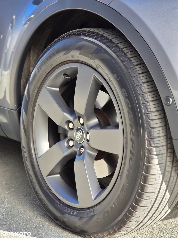 Land Rover Discovery 3.0 TD6 HSE Luxury - 31