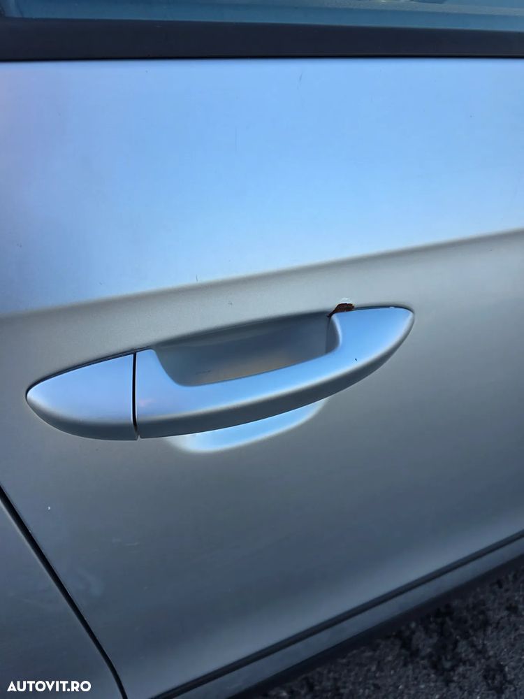 Volkswagen Passat - 11