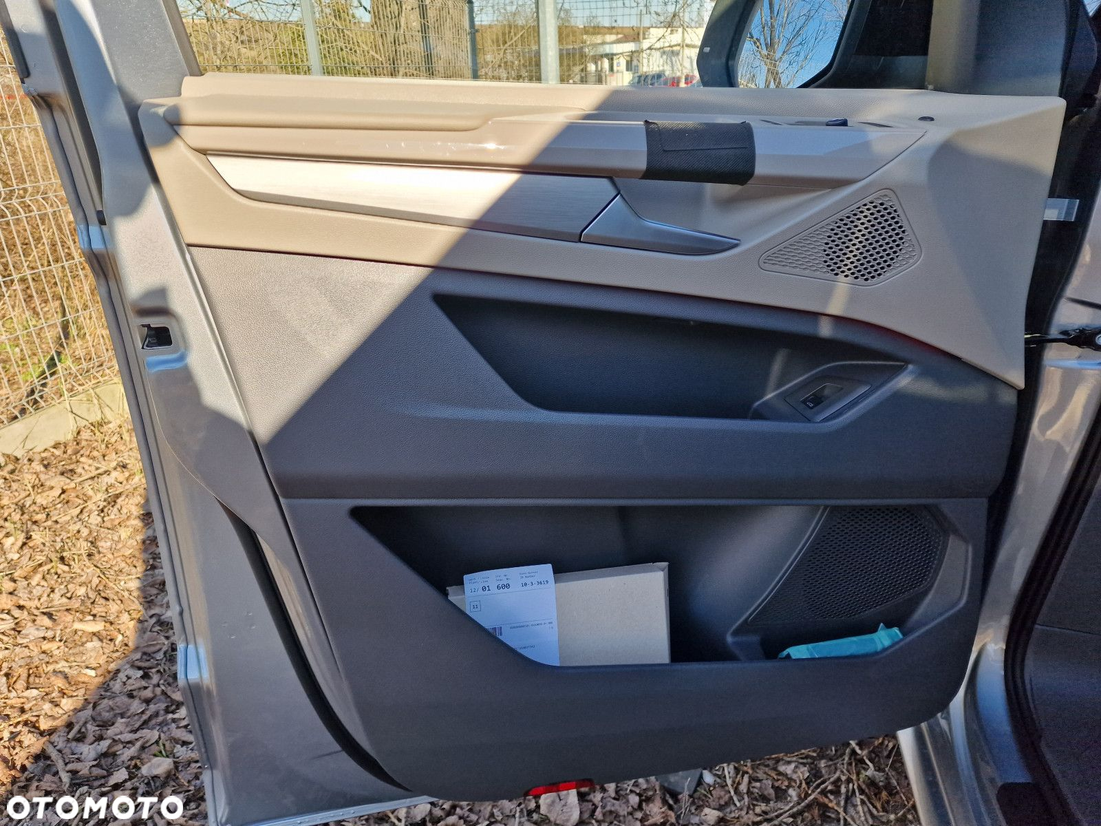 Volkswagen Multivan - 20