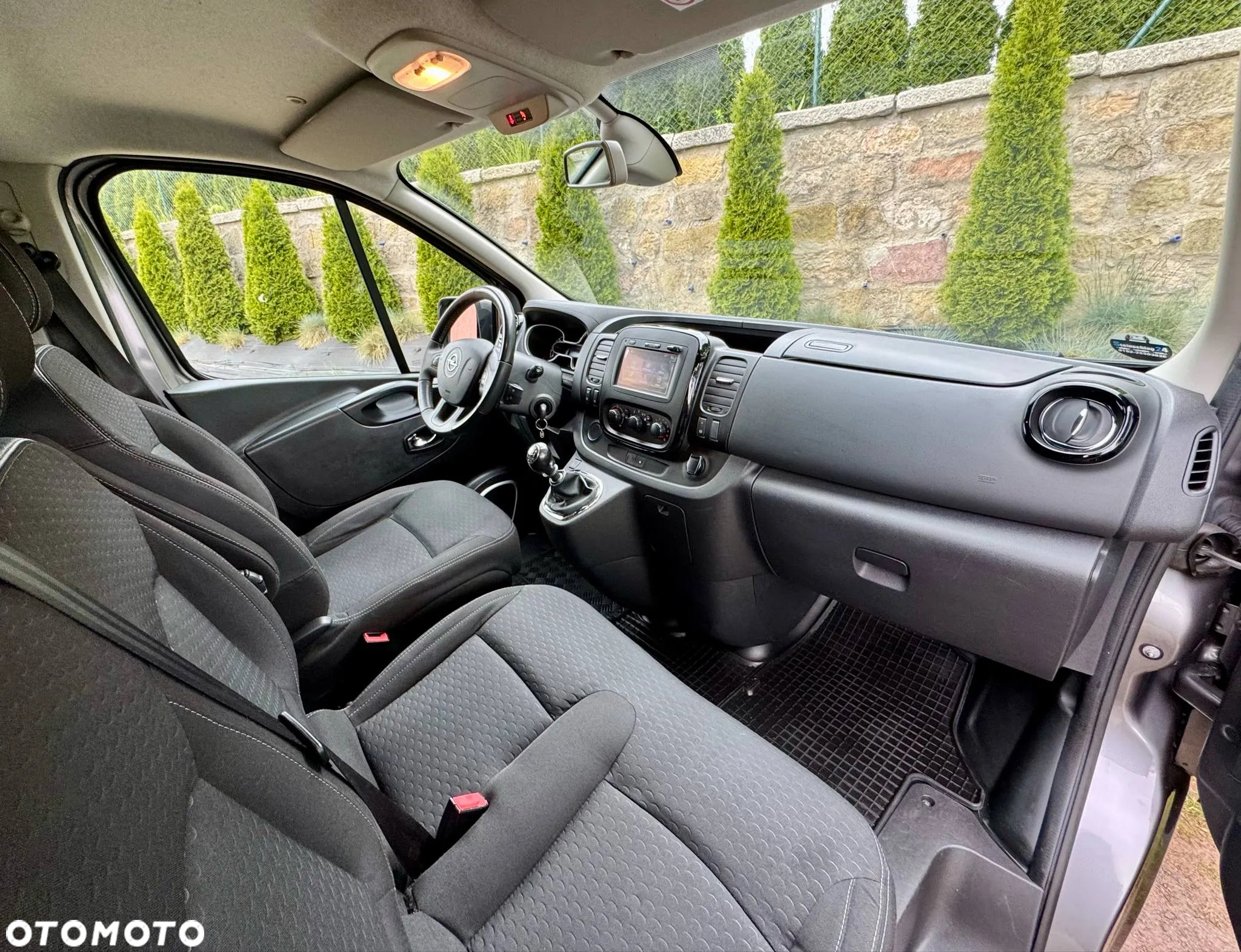 Opel Vivaro L2H1 2,9t Elegance Premium - 7