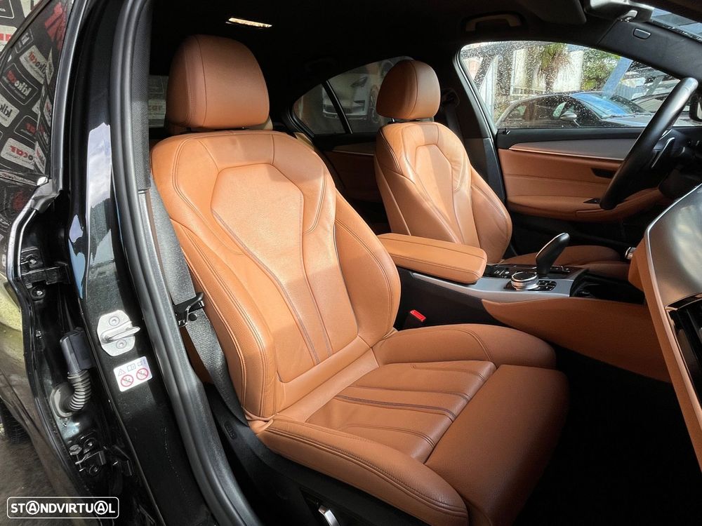 BMW M550d xDrive Auto - 14