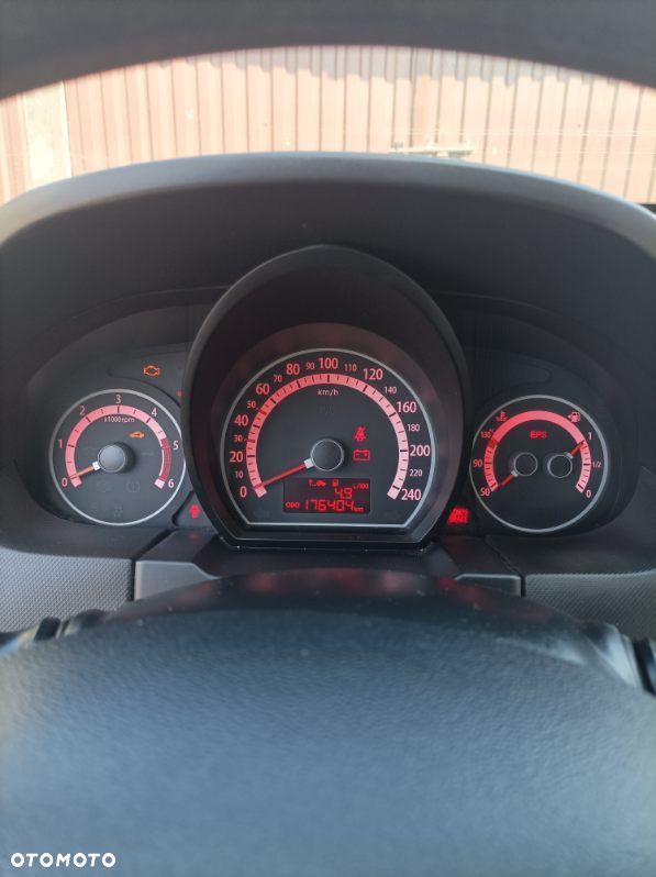 Kia Ceed - 8