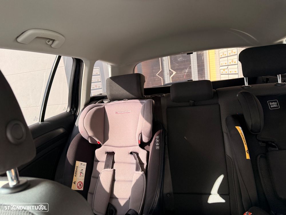 VW Golf Variant 1.6 TDi Confortline DSG - 8