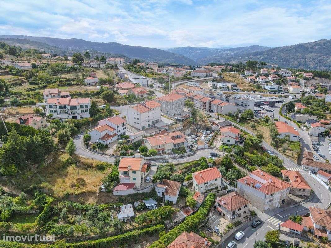 Moradia T4 para venda - Grande imagem: 3/40