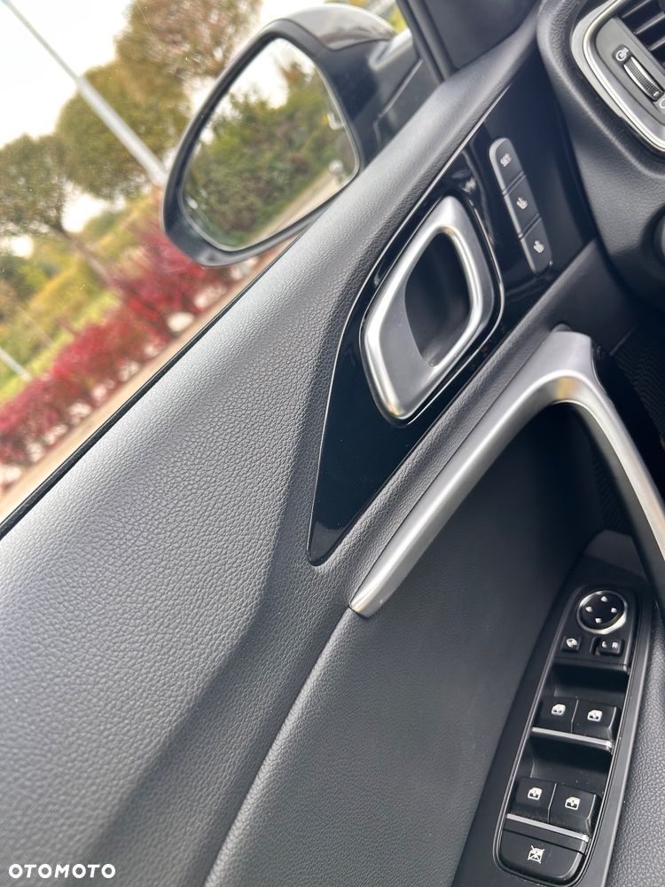 Kia XCeed 1.6 T-GDI L Business Line DCT - 12