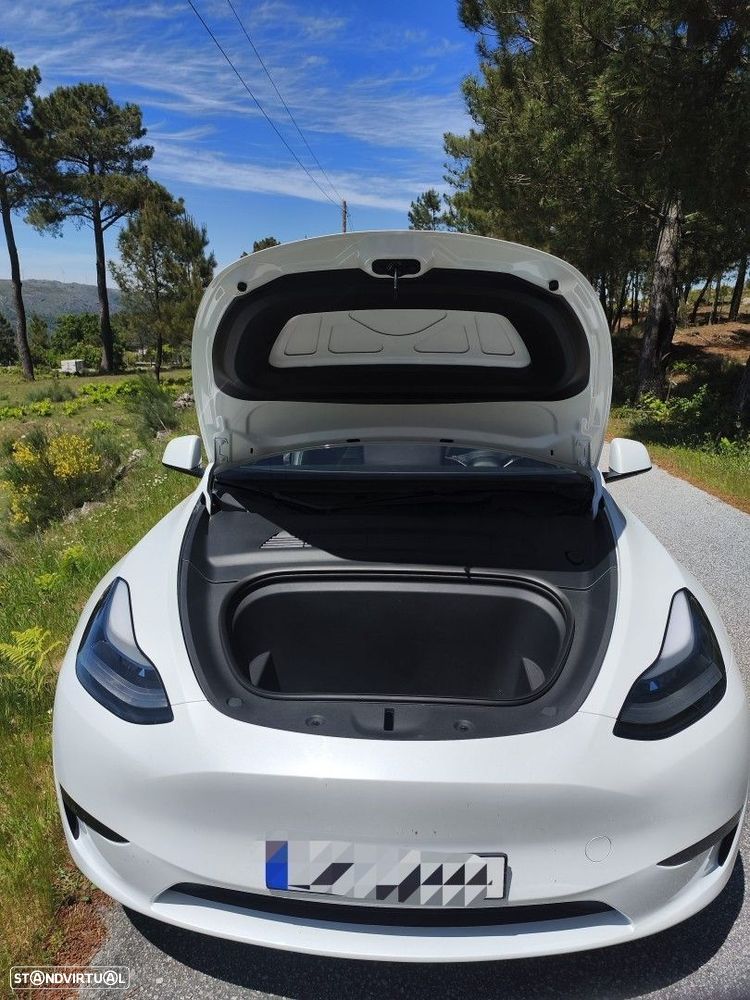 Tesla Model Y RWD - 9