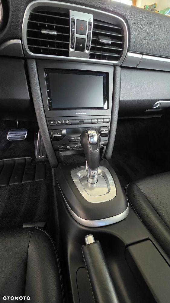 Porsche 911 Carrera 4S PDK - 18