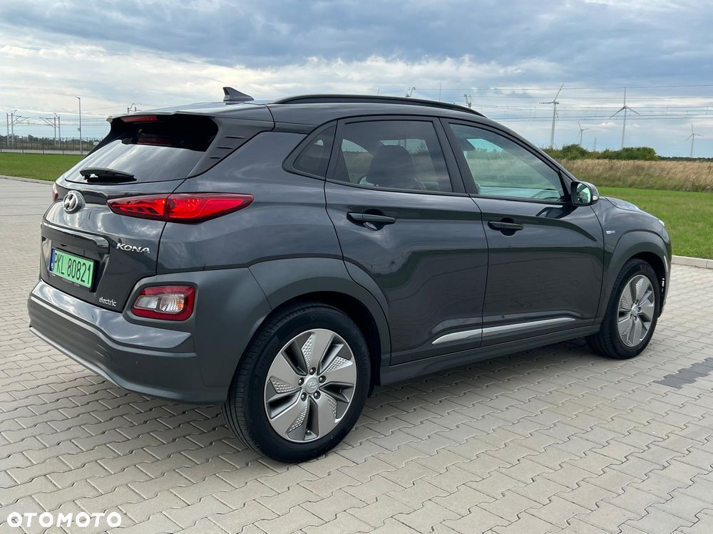 Hyundai Kona 64kWh Platinum - 16