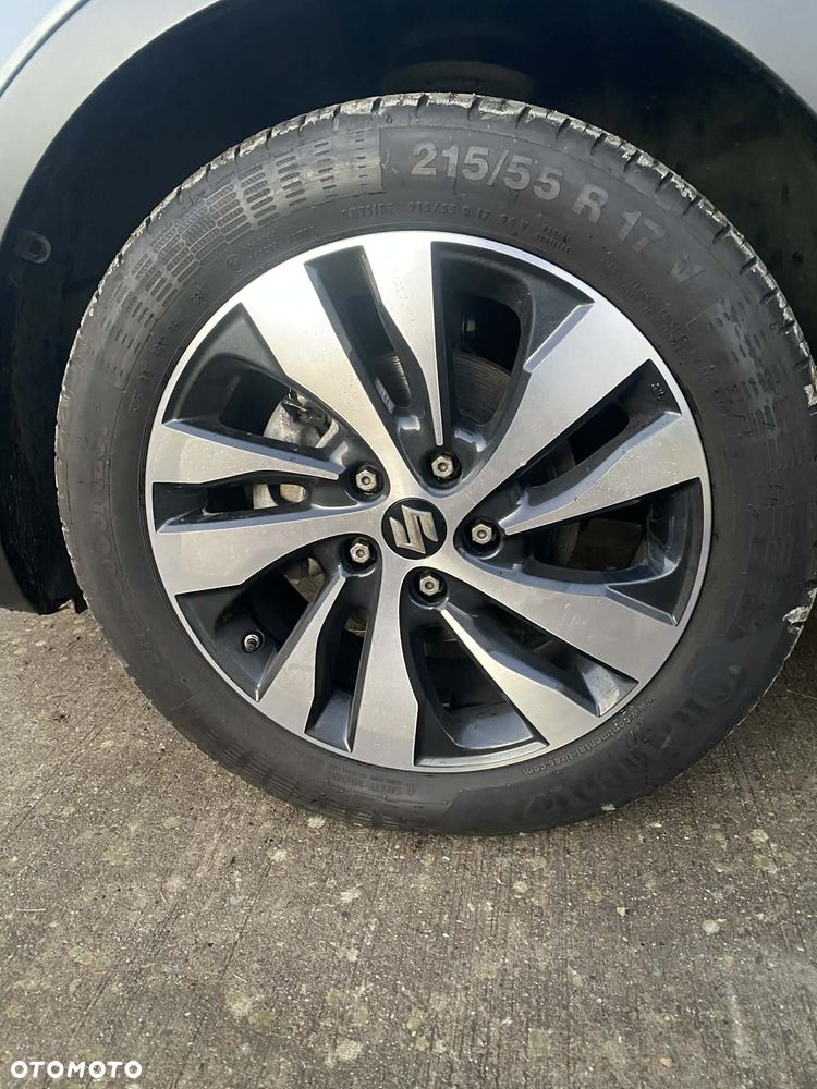 Suzuki SX4 S-Cross 1.4 T Elegance Sun 4WD - 23