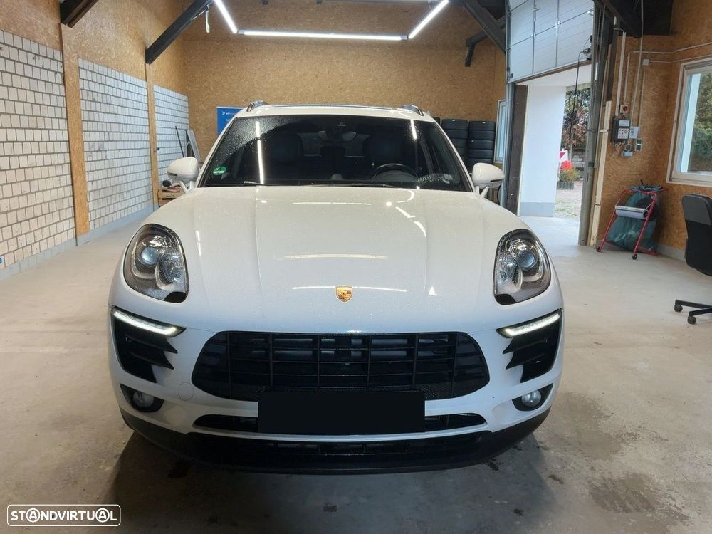 Porsche Macan - 2