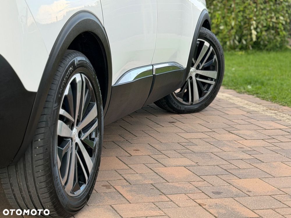 Peugeot 5008 - 8