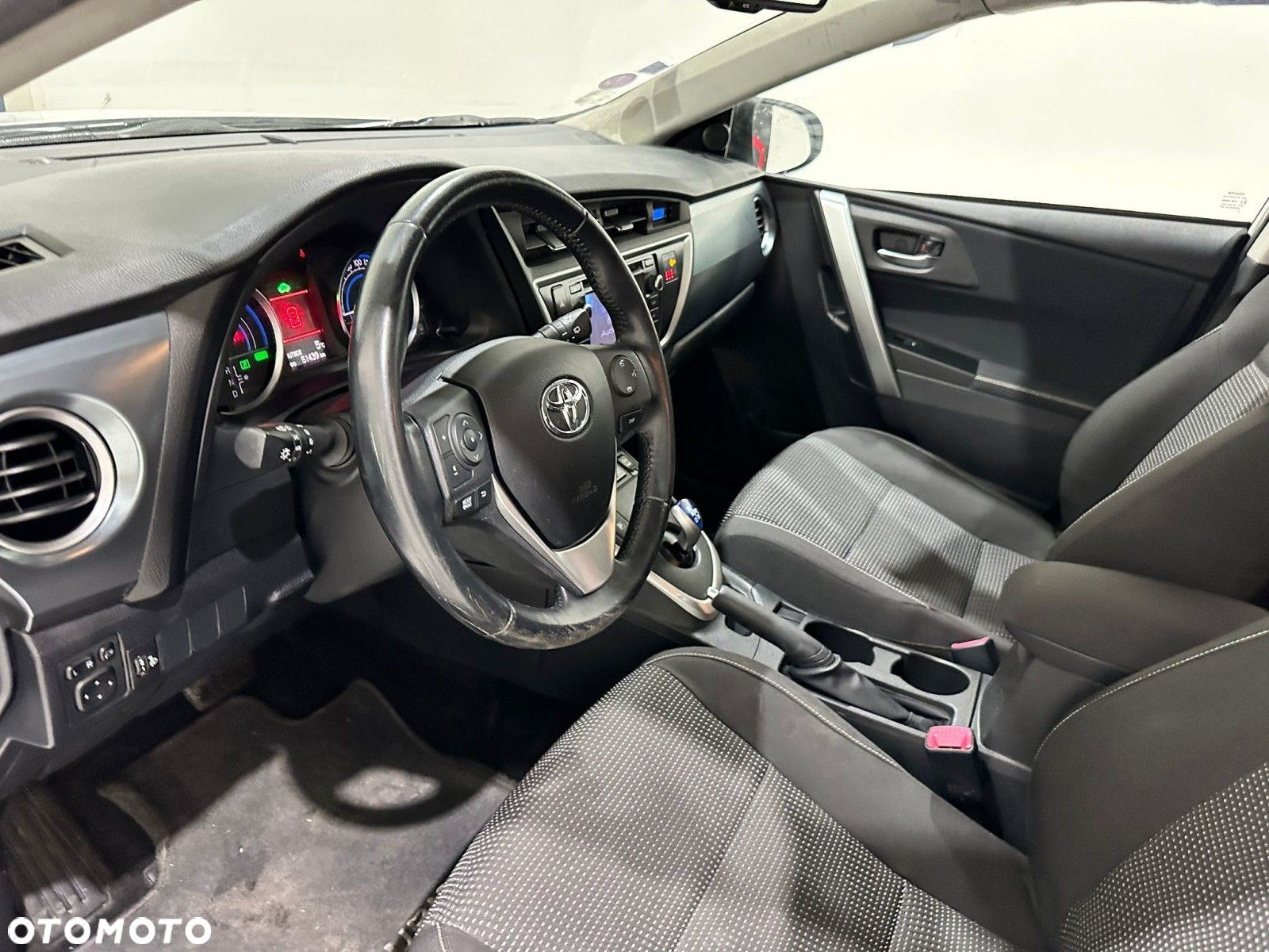 Toyota Auris - 23