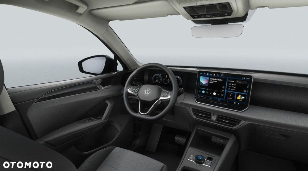 Volkswagen Tiguan - 11