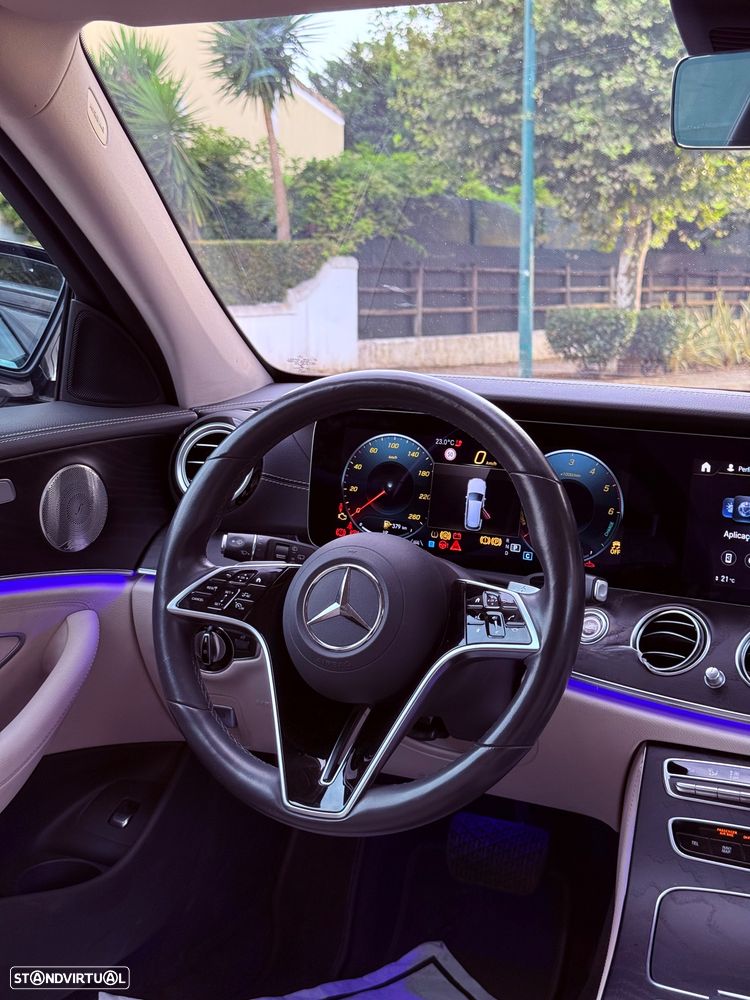 Mercedes-Benz E 300 de 4Matic 9G-TRONIC AMG Line - 26