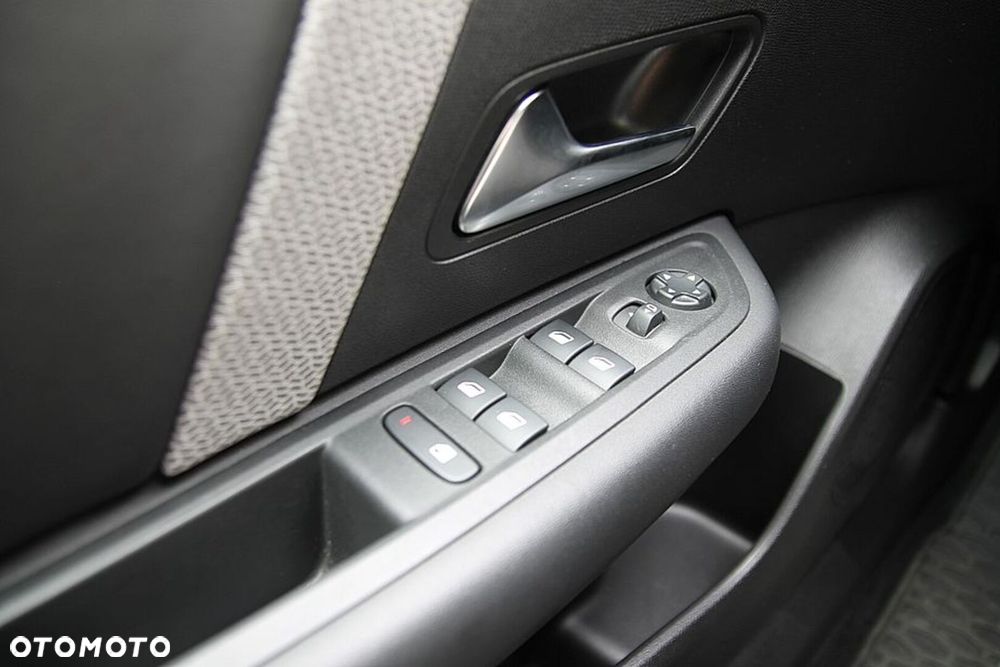 Citroën C4X 1.2 PureTech Plus S&S EAT8 - 31