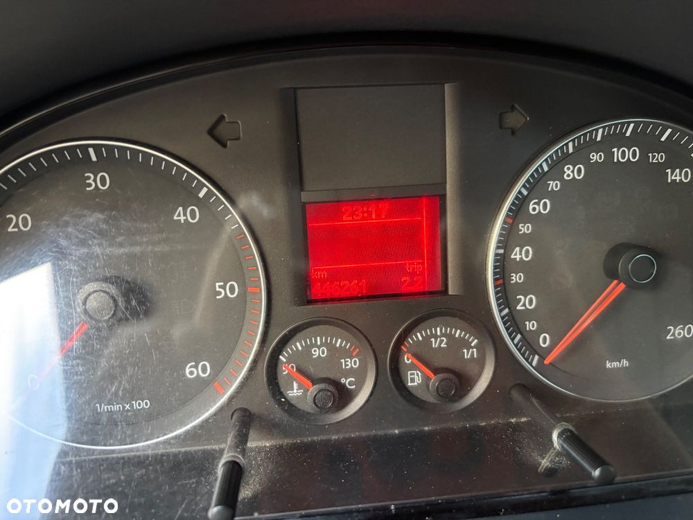 Volkswagen Caddy - 4