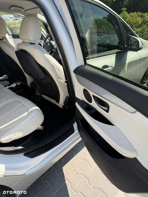 BMW Seria 2 218d GT - 9