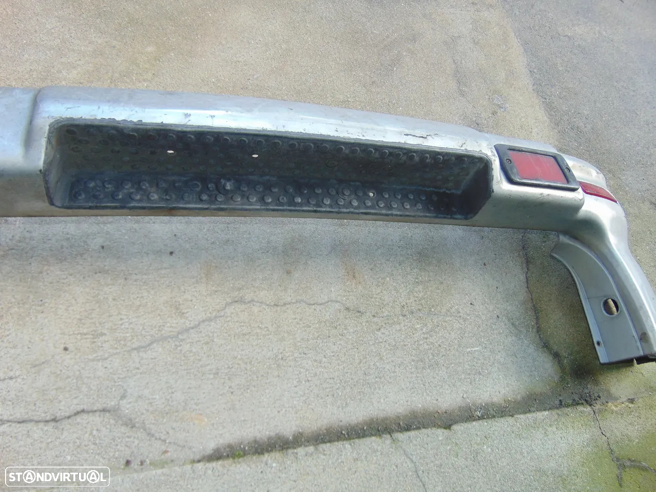 Mitsubishi L400 para-choques trás - 4