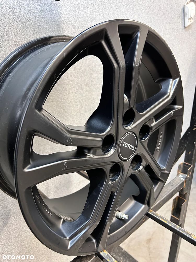 4 FELGI ALU. TOYOTA AVENSIS, AURIS, COROLLA, YARIS VERSO  16'' 7J ET40    16'' - 10