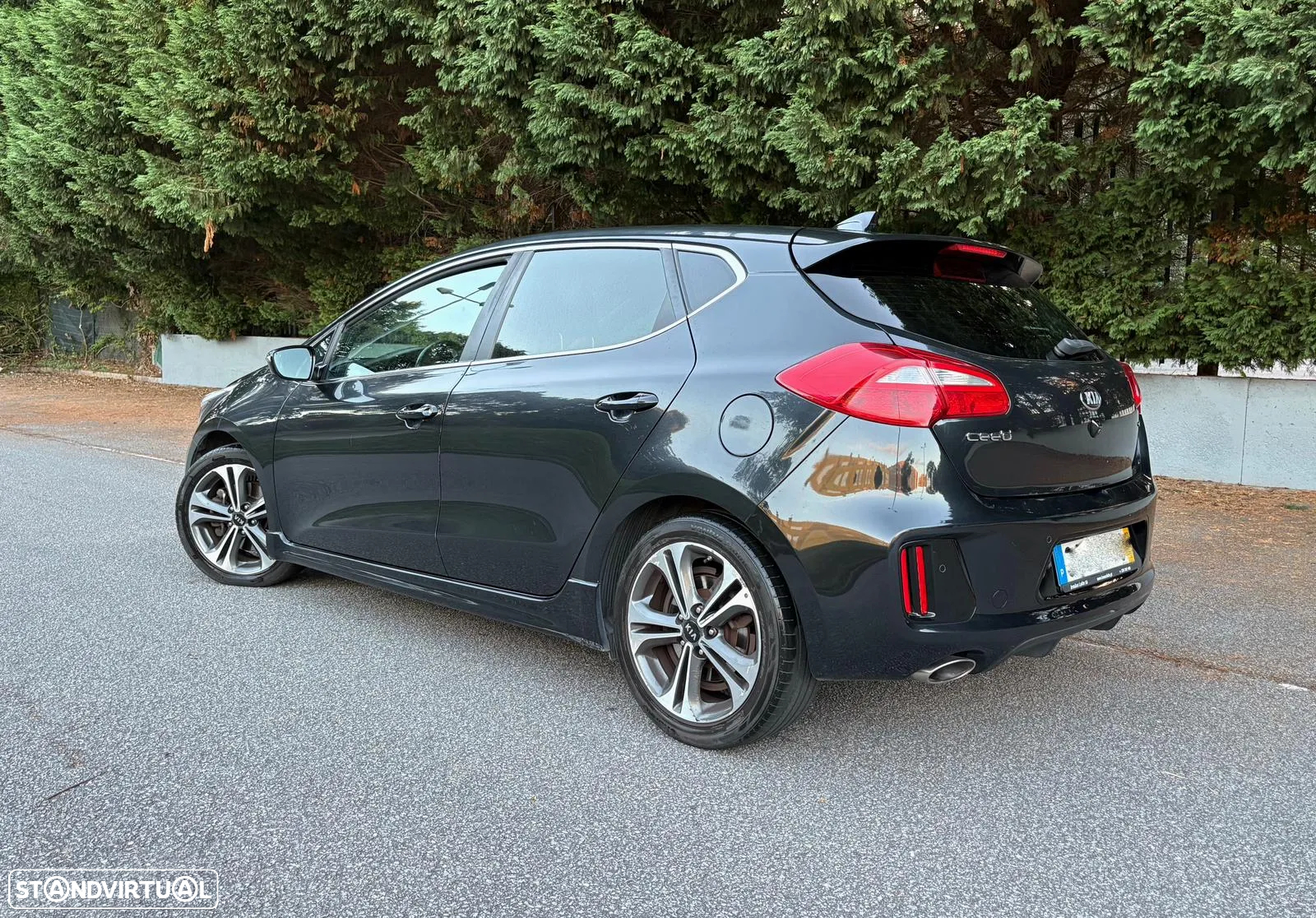Kia Ceed 1.6 CRDi GT Line - 4