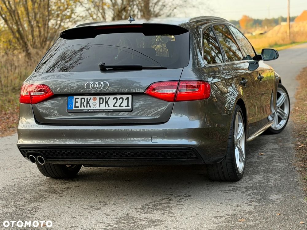 Audi A4 Avant 2.0 TDI DPF clean diesel multitronic S line Sportpaket - 18