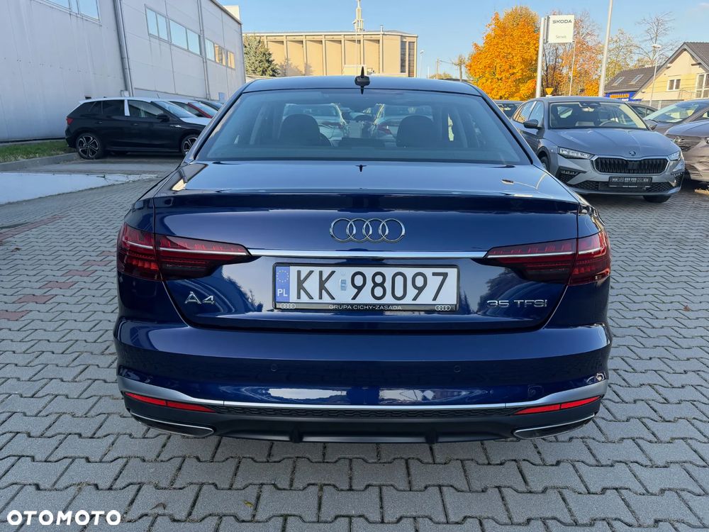 Audi A4 Limousine - 7