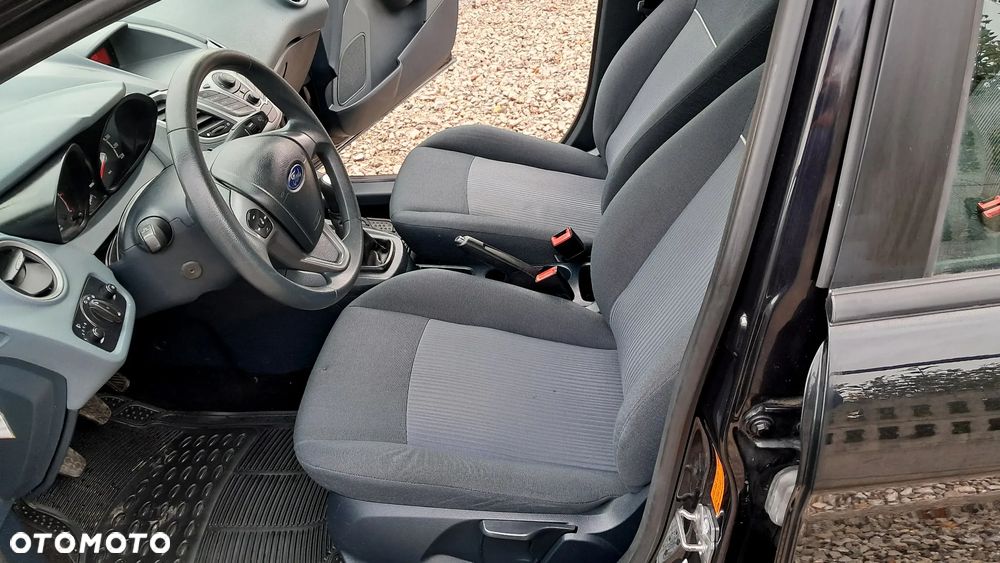 Ford Fiesta 1.25 Ambiente - 9