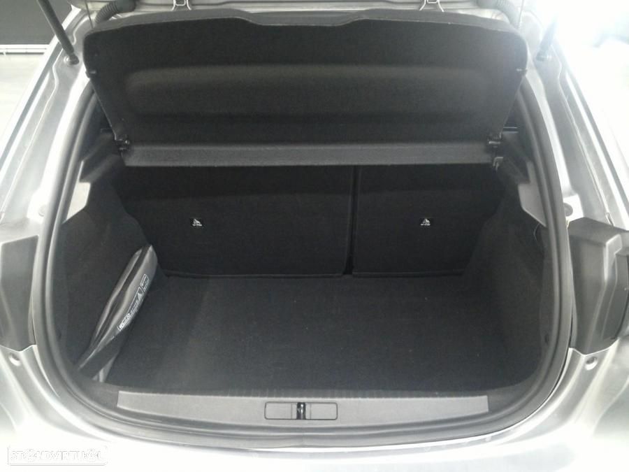 Peugeot 208 1.2 PureTech Active Pack - 12