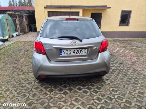 Toyota Yaris 1.33 Premium - 11