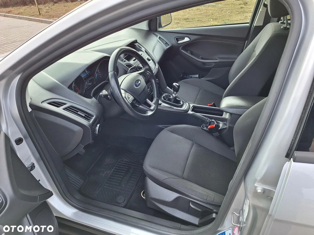Ford Focus 1.5 EcoBoost Trend ASS - 3