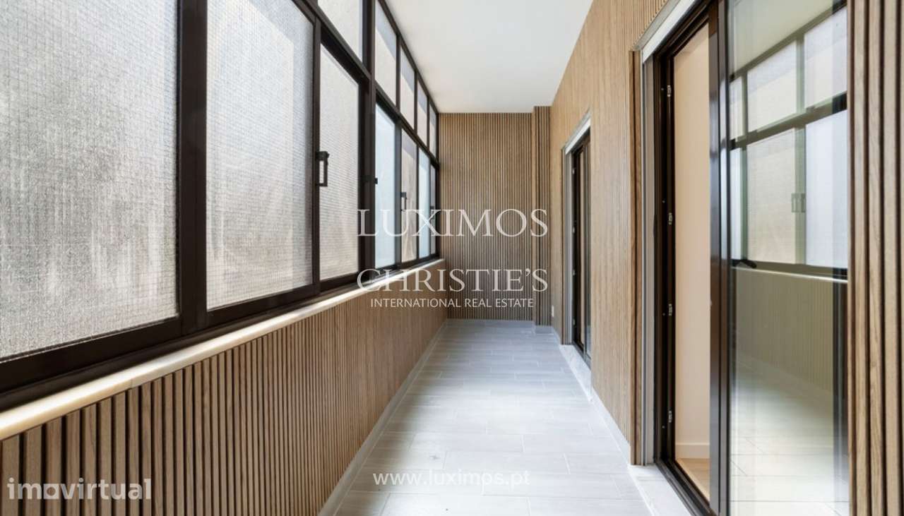 Apartamento T3, frente mar, à venda em Quarteira, Algarve - Grande imagem: 2/25