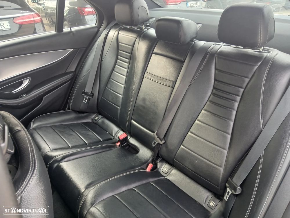 Mercedes-Benz E 220 - 10