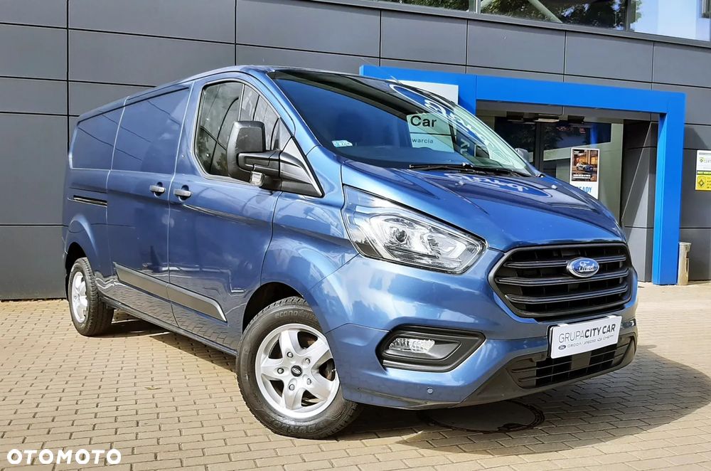 Ford CUSTOM - 2