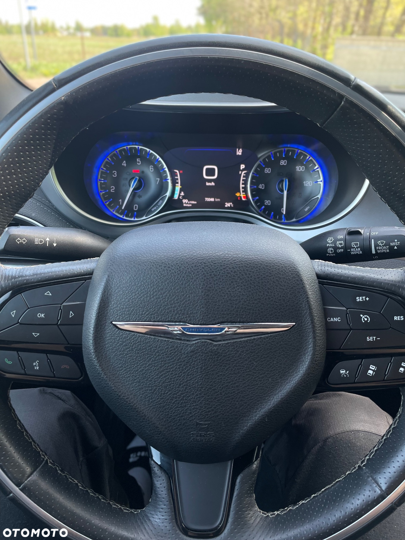 Chrysler Pacifica - 5