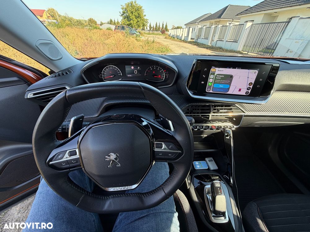 Peugeot 2008 - 6