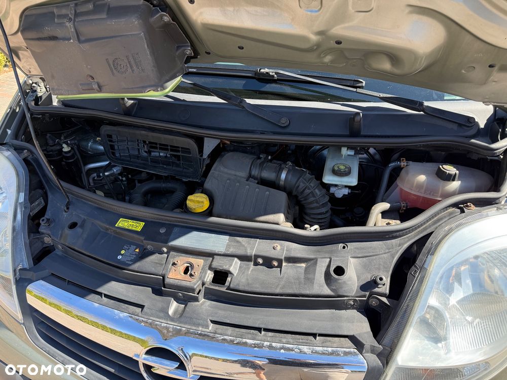 Opel Vivaro L2H1 2.9t - 14