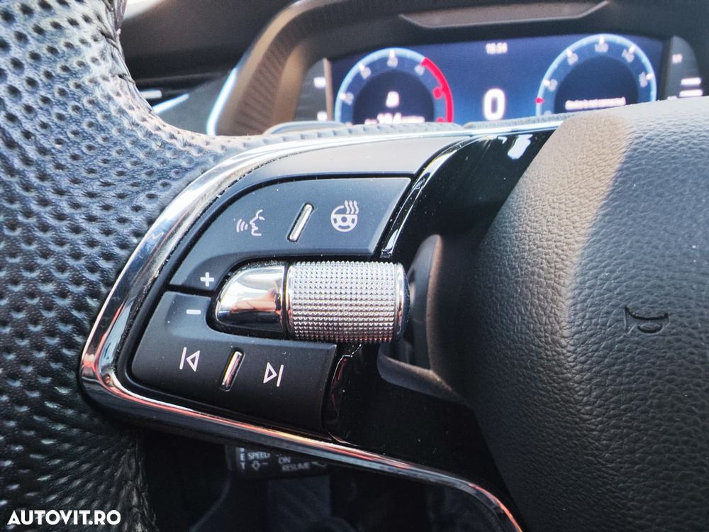 Skoda Octavia 2.0 TDI DSG 4X4 Style - 29