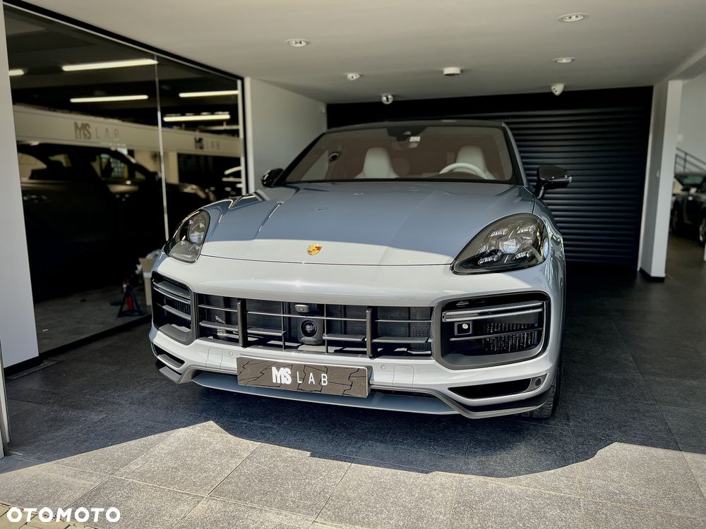 Porsche Cayenne Turbo GT