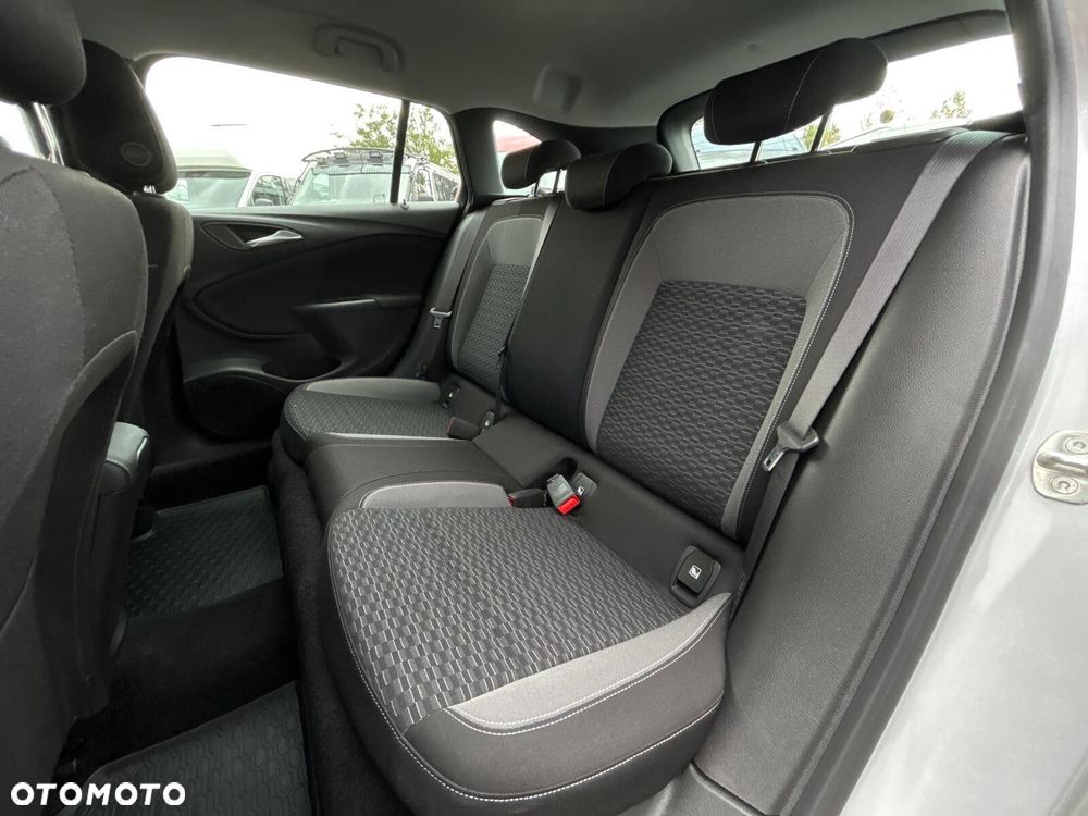 Opel Astra V 1.5 CDTI Elegance S&S - 18