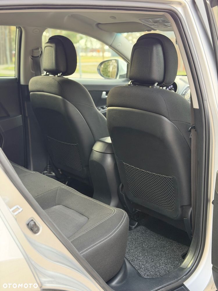 Kia Sportage 1.7 CRDI 2WD Attract - 13