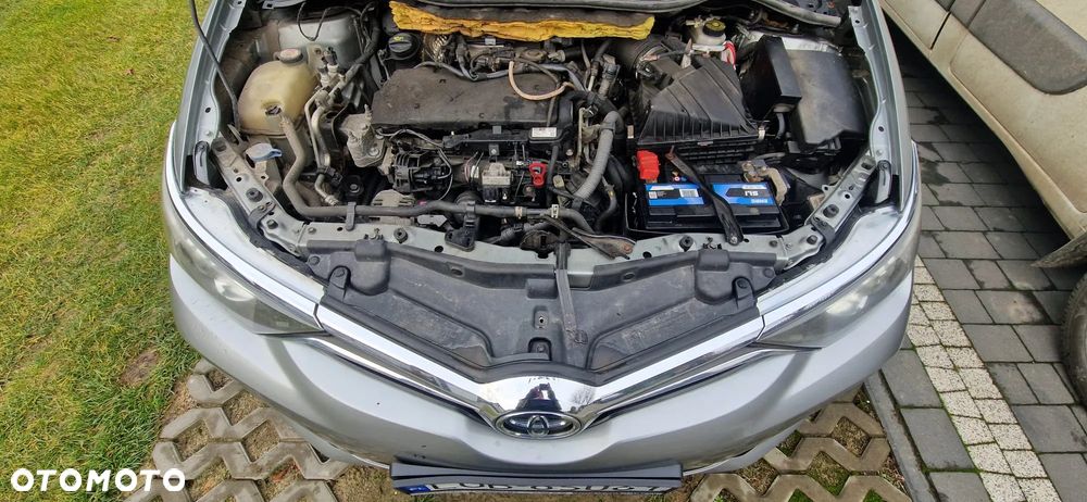 Toyota Auris 1.6 D-4D Premium - 20