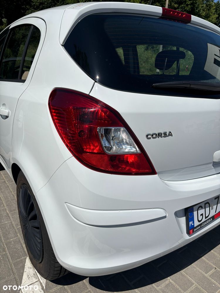 Opel Corsa 1.2 16V Edition / Active - 10