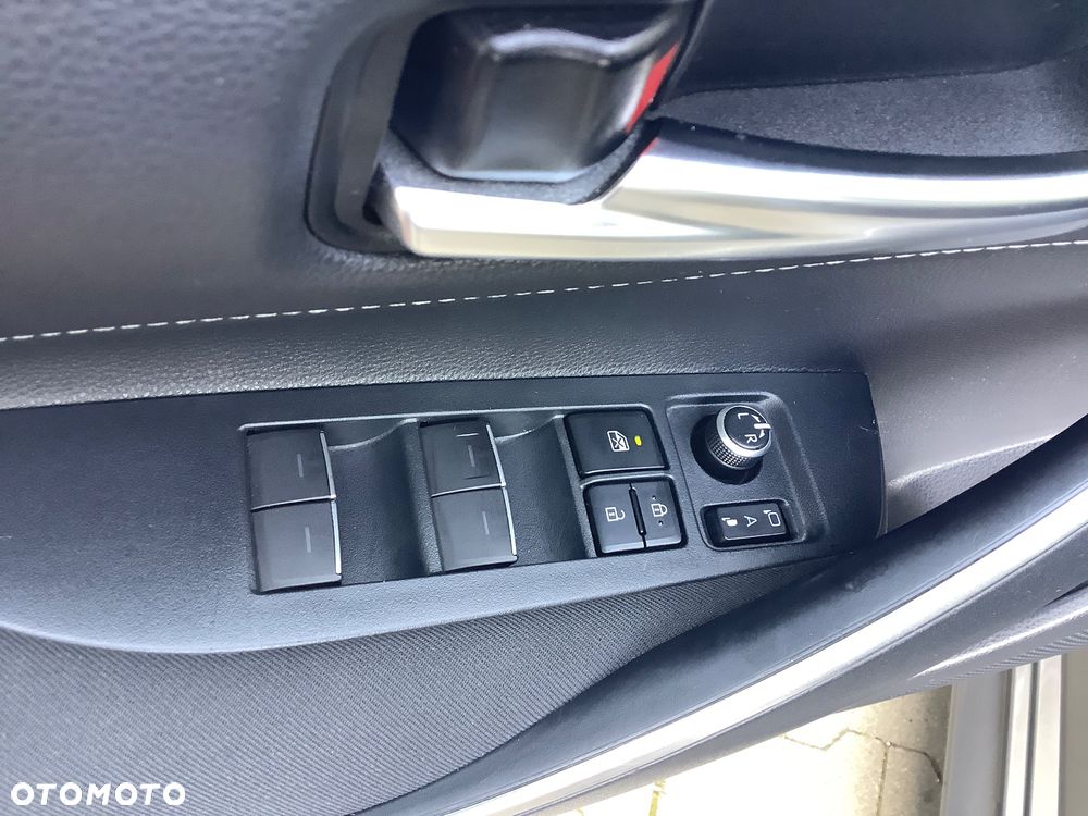 Toyota Corolla 1.8 Hybrid Comfort - 30