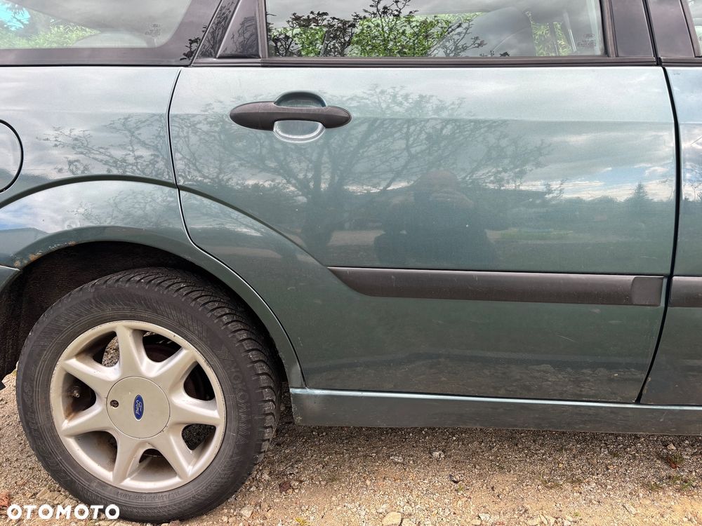 Ford Focus 1.6 Comfort - 15