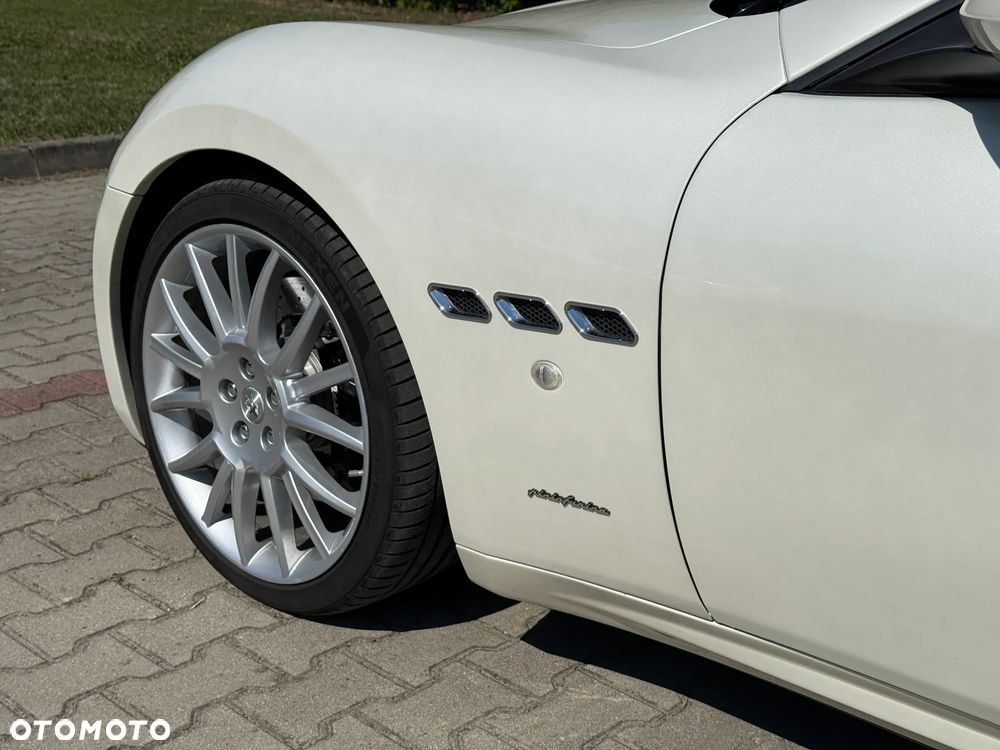 Maserati GranCabrio - 34