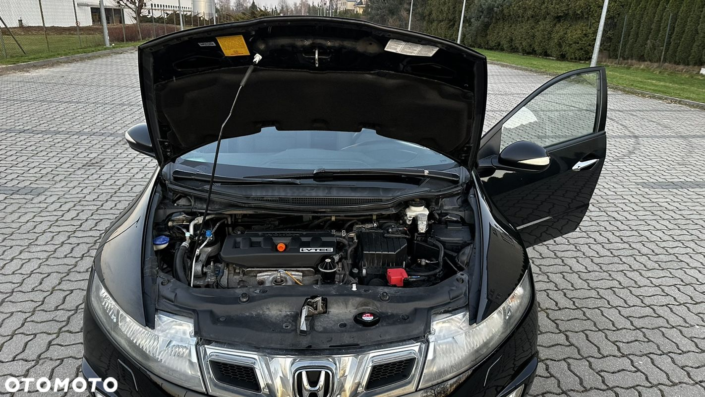 Honda Civic 1.8 Comfort - 17