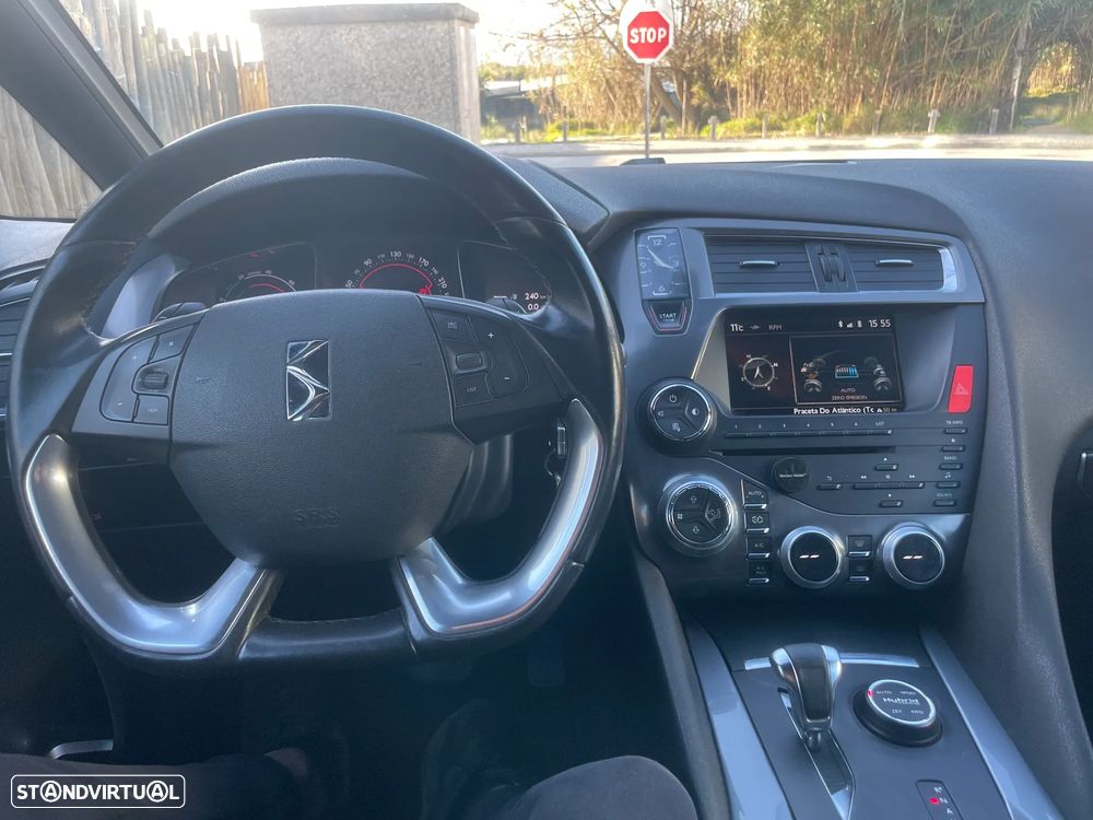 Citroën DS5 2.0 HDi Hybrid4 So Chic CMP6 - 14