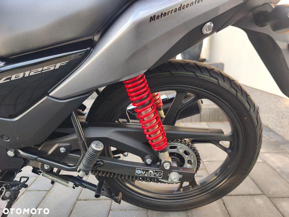 Honda CBF - 16